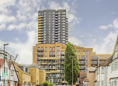 Properties to let in Prince Regent Road - TW3 1ET view1