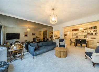 Properties to let in Princes Gate - SW7 2QG view1