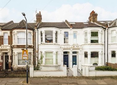 Properties to let in Purves Road - NW10 5TH view1