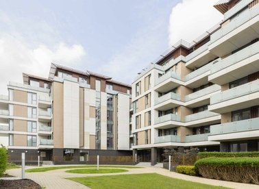 Properties to let in Quebec Way - SE16 7EW view1