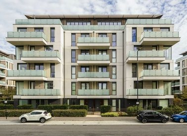 Properties to let in Quebec Way - SE16 7ES view1