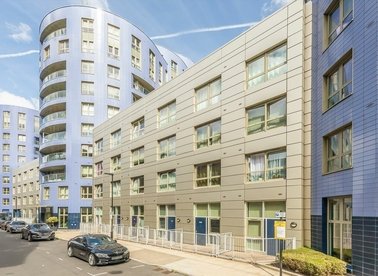Properties let in Queensland Road - N7 7FH view1