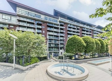 Queenstown Road, London, SW11