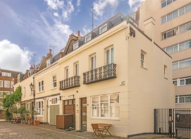 Properties to let in Radnor Mews - W2 2SA view1