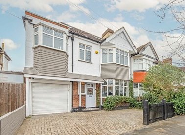 Properties let in Radnor Road - TW1 4ND view1