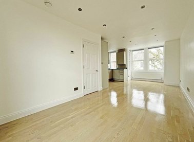 Properties to let in Ramsay Road - W3 8AZ view1