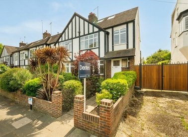 Properties let in Ravensbourne Road - TW1 2DH view1