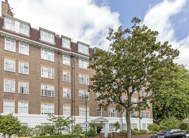 Properties let in Richmond Hill - TW10 6BQ view1