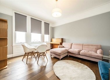 Properties let in Ridgmount Gardens - WC1E 7AU view1