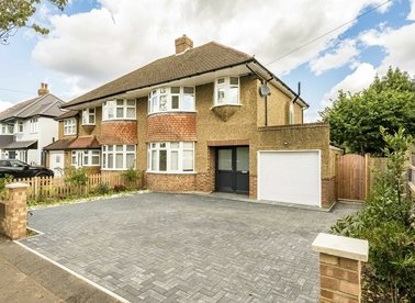 Ripley Road, Hampton, TW12