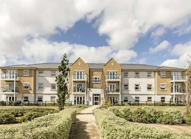 Properties let in Roper Crescent - TW16 5DH view1