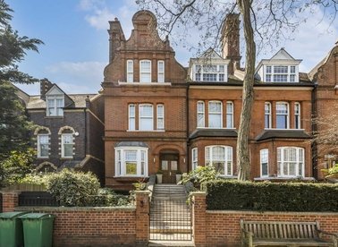 Properties to let in Rosslyn Hill - NW3 5UL view1