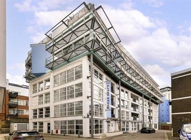 Properties to let in Royal Oak Yard - SE1 3GE view1