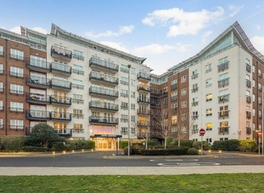 Properties to let in Royal Quarter - KT2 5BY view1