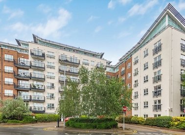 Properties to let in Royal Quarter - KT2 5AF view1