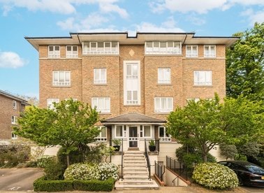 Properties to let in Samuel Gray Gardens - KT2 5UZ view1