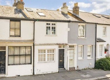 Properties to let in Sandycombe Road - TW9 2EP view1