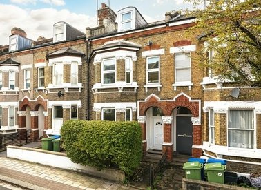 Properties to let in Shenley Road - SE5 8NN view1