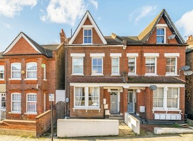 Properties let in Shrubbery Road - SW16 2AT view1