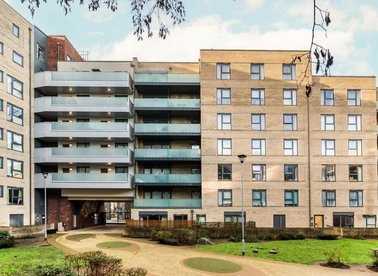 Properties to let in Singapore Road - W13 0FE view1