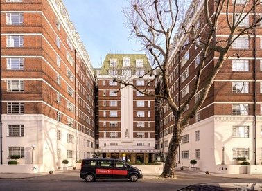 Properties to let in Sloane Avenue - SW3 3BD view1