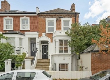 Properties to let in Souldern Road - W14 0JE view1