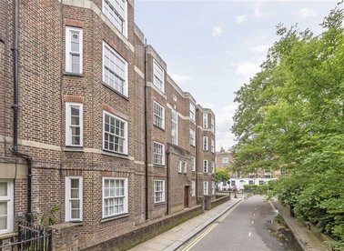 Property to rent in Kensington, London | Dexters Estate Agents