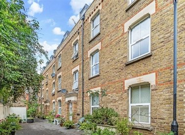 Properties to let in South Lambeth Road - SW8 1UY view1