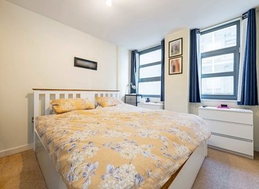 Properties to let in Southgate Road - N1 3GN view1
