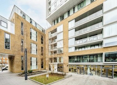 Properties let in Spectrum Way - SW18 4GL view1