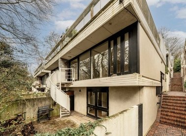 Properties to let in Spedan Close - NW3 7XF view1