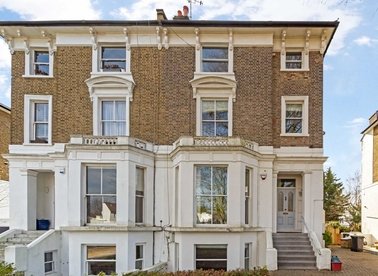Properties to let in Spencer Road - W4 3SS view1