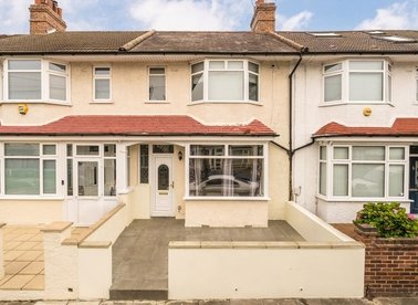 Properties to let in St. Barnabas Road - CR4 2DW view1
