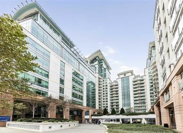 Properties to let in St. George Wharf - SW8 2LZ view1