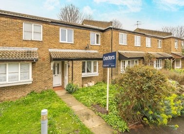 Properties to let in St. Gerards Close - SW4 9DU view1