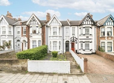 Properties to let in St. Johns Avenue - NW10 4ED view1