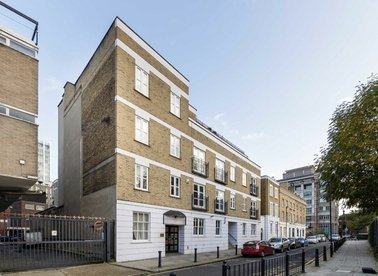 Properties let in St. Mark Street - E1 8EF view1