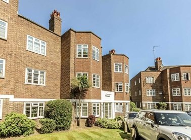 Properties to let in St. Marks Hill - KT6 4LP view1