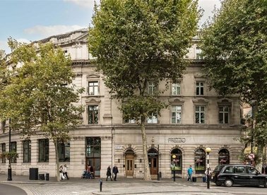 Properties to let in St. Martin's Place - WC2N 4JL view1