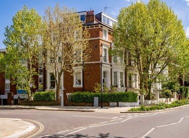 Properties to let in St. Quintin Avenue - W10 6NU view1