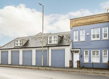 Properties to let in Staines Road East - TW16 5AX view1