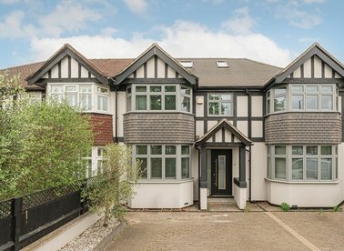 Properties to let in Staines Road - TW2 5AS view1