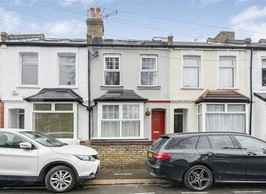 Properties to let in Stanley Gardens Road - TW11 8SY view1