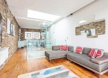 Properties to let in Steels Lane - E1 0DP view1