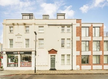 Properties let in Stile Hall Parade - W4 3AG view1