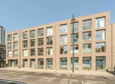 Properties to let in Stockwell Park Walk - SW9 0FG view1