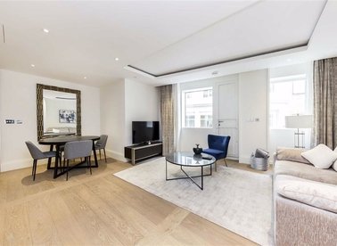 Properties to let in Strand - WC2R 1AB view1