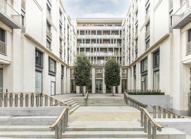 Properties to let in Strand - WC2R 1AB view1