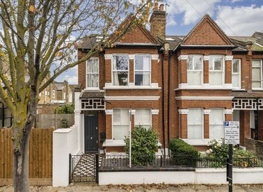 Properties to let in Strauss Road - W4 1DL view1