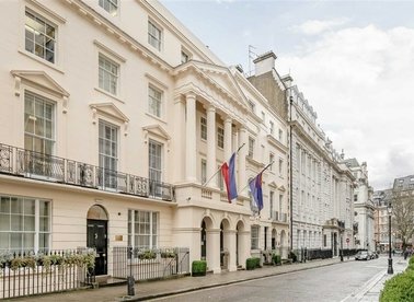 Properties to let in Suffolk Street - SW1Y 4HH view1